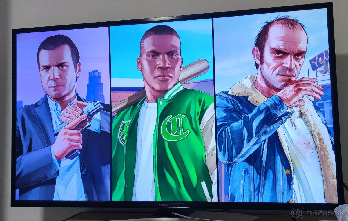 Xbox One S (500GB) + GTA V - 10