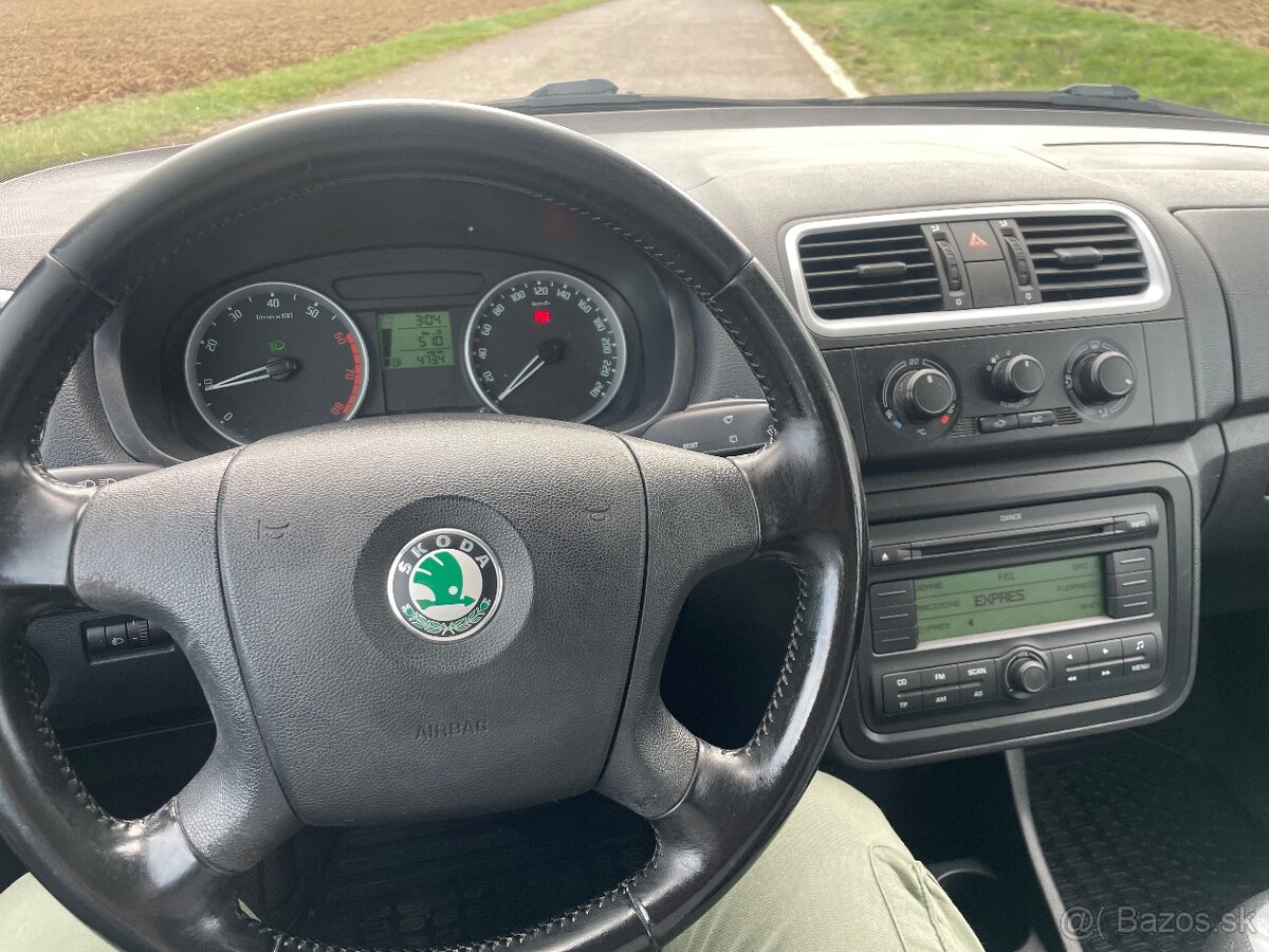Skoda Fabia 2 - 10