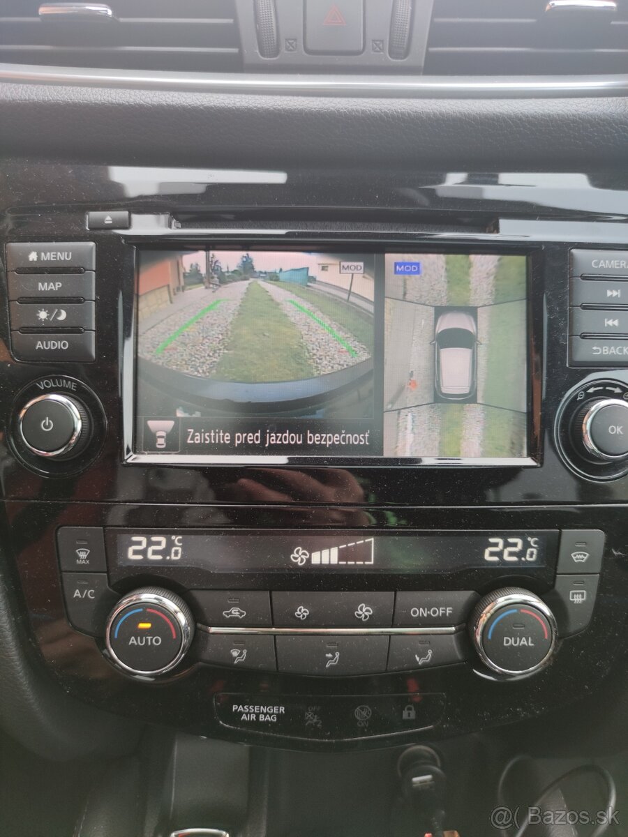 Nissan Qashqai 4x4 + ťažné, 360 kamera - 10