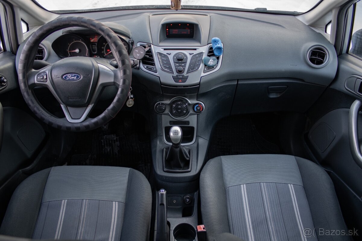 Ford Fiesta 1.25 60kw MT/5 2009 - 10