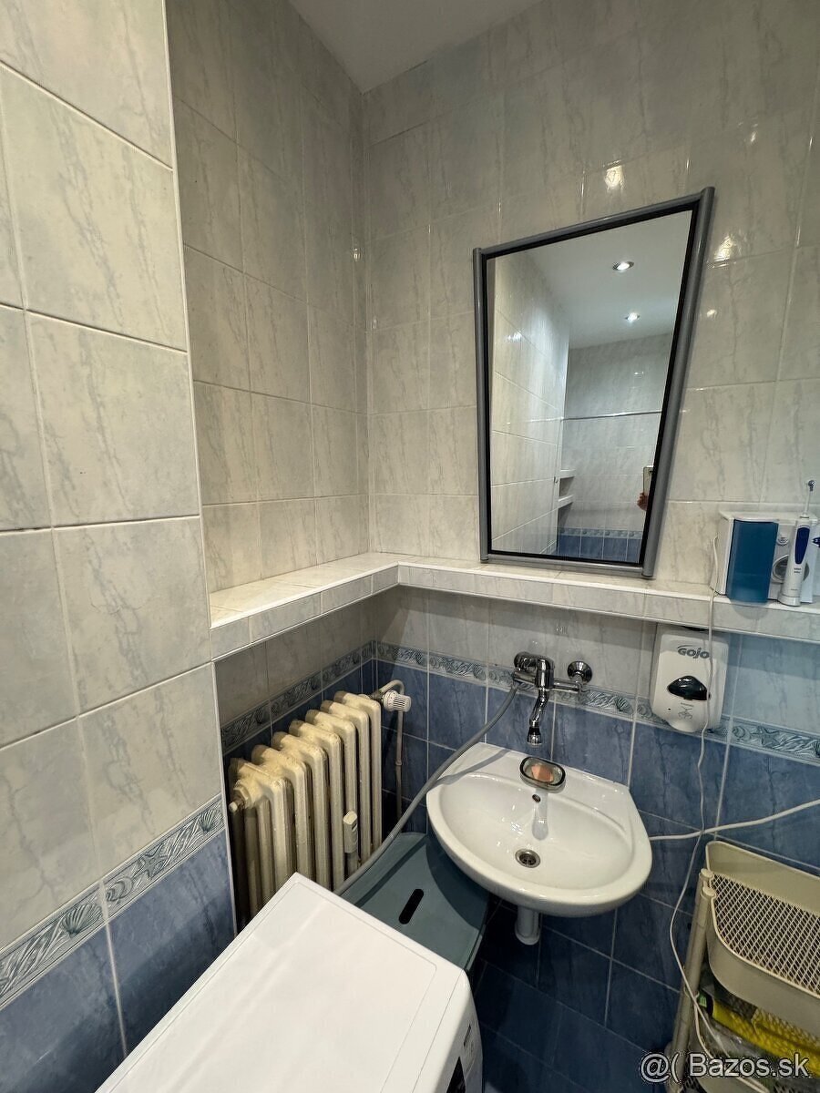 KÚPTE SI NEBYTOVÝ PRIESTOR V PETRŽALKE - 10