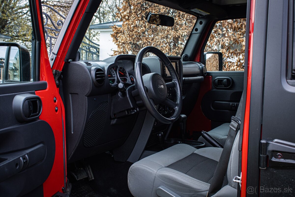 Jeep Wrangler 2.8 CRD Unlimited, 1.majiteľ, SK-auto, nelak - 10
