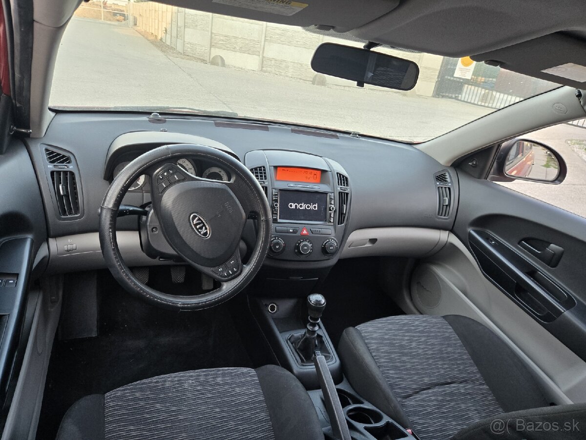 Kia ceed 1.4 benzin - 10