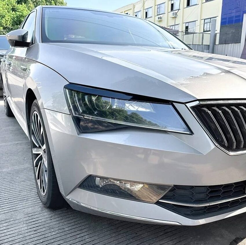 Mracitka SKODA SUPERB 3 - 10