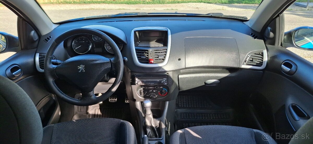 Peugeot 206+ - 10