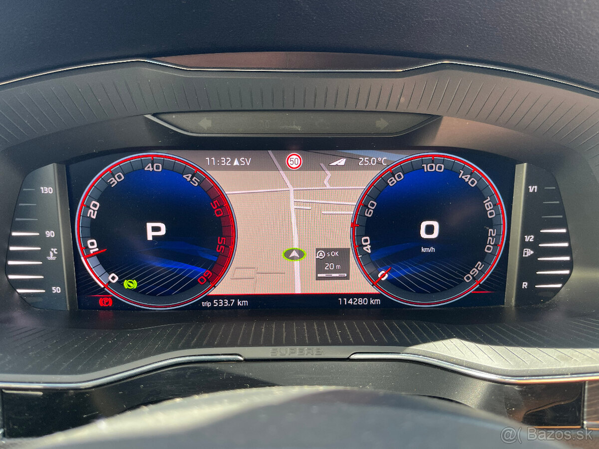 Skoda Superb 2.0 TDI JOY PLUS - 10