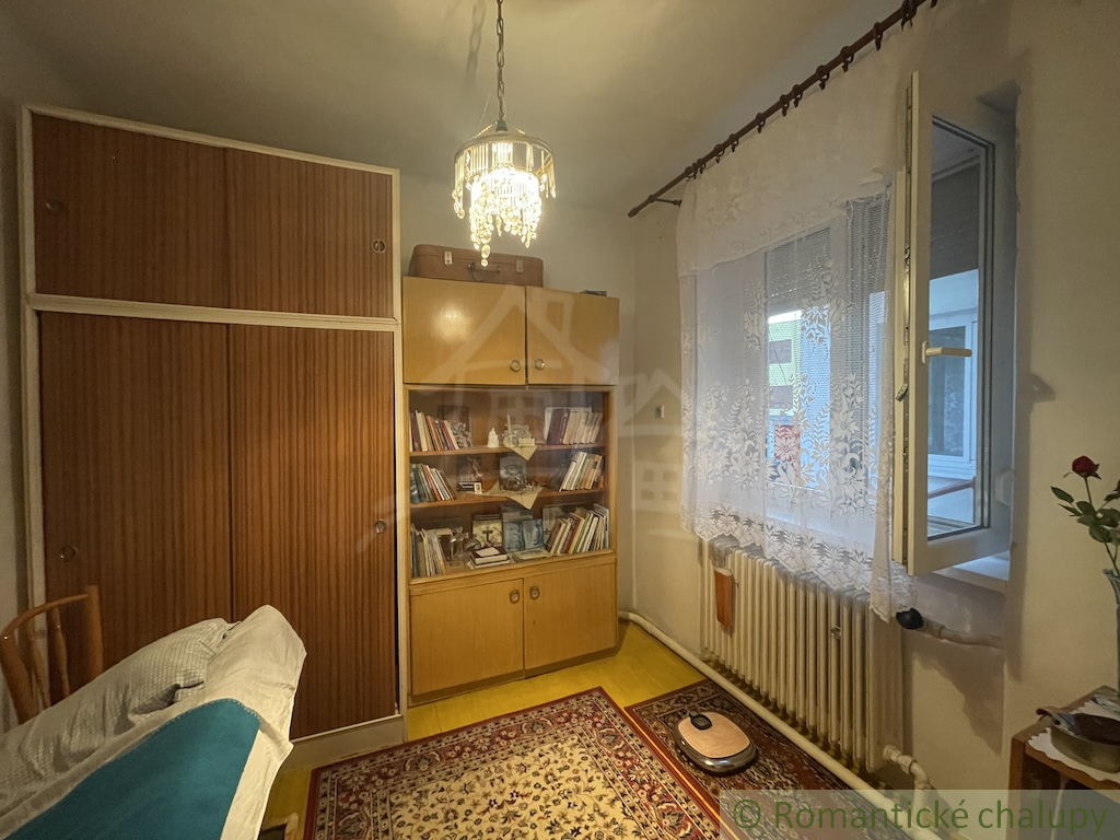 Štvorizbový rodinný dom vo vyhľadávanej lokalite Nových Zá - 10