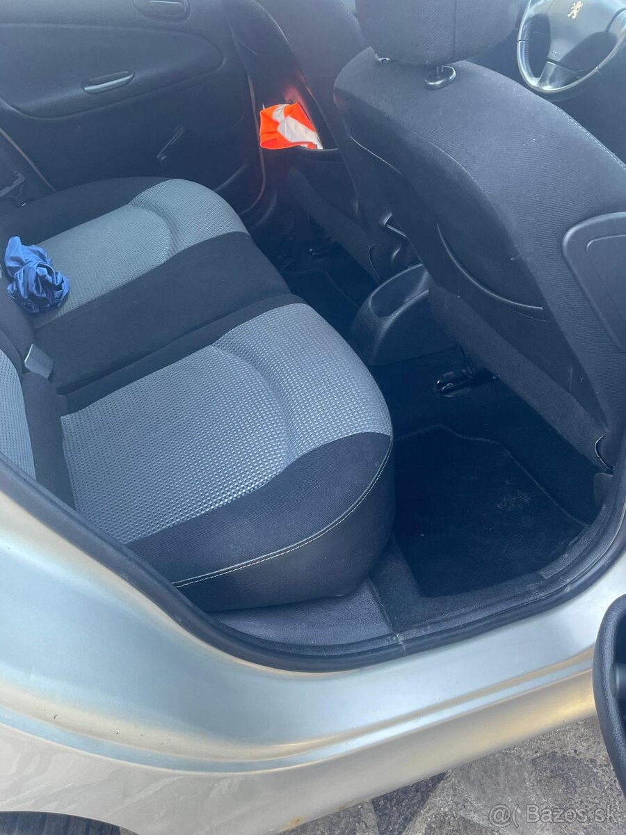 Predám Peugeot 206 1.4 hdi - 10