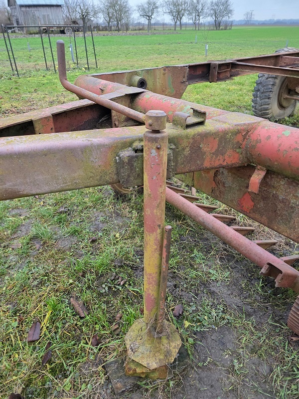 Podvozok zberací voz - 10