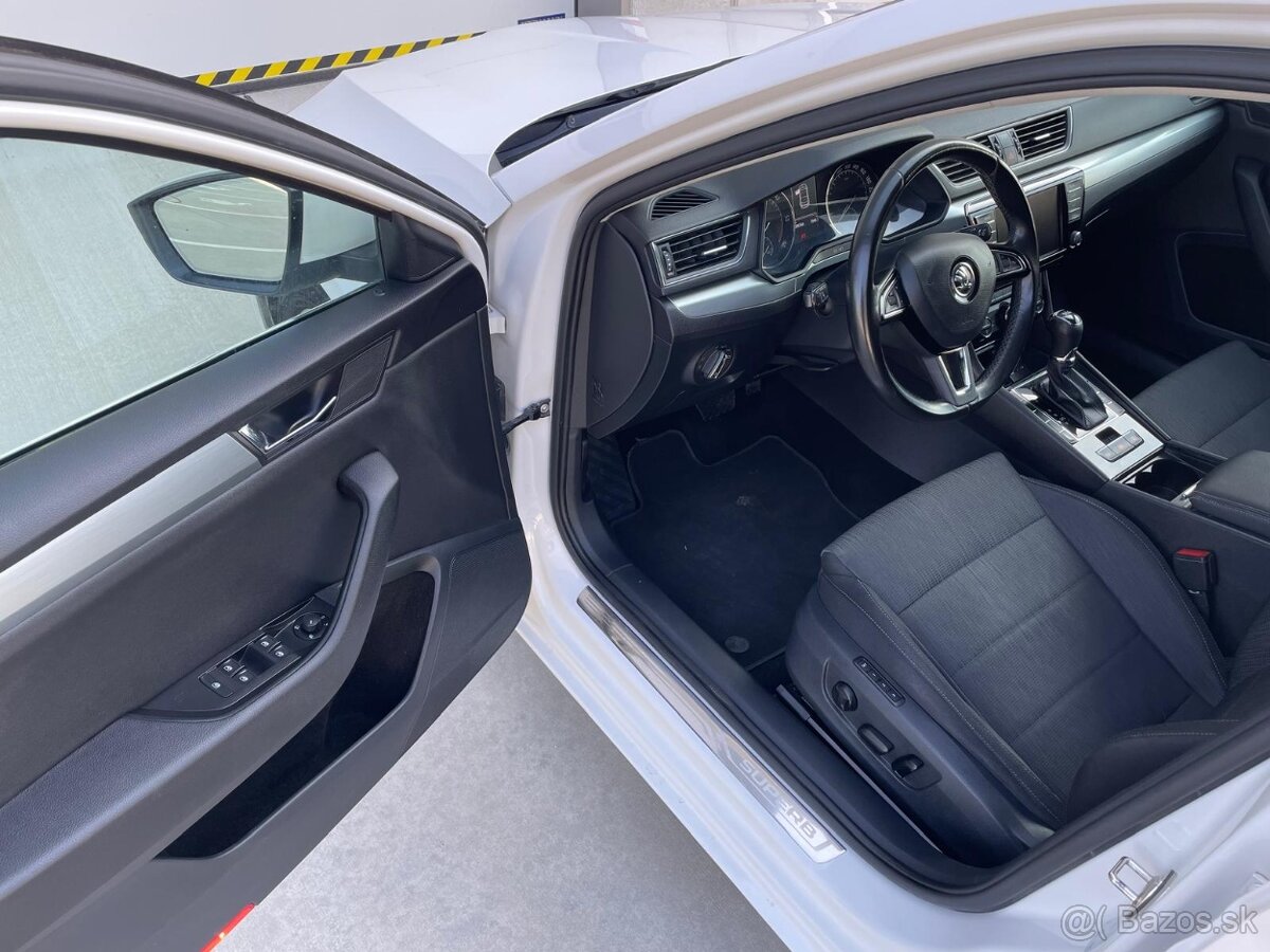 Škoda Superb 1.6 TDI DSG Active - 10