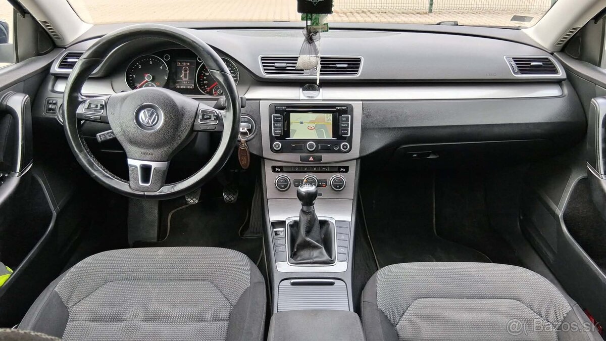 Volkswagen Passat B7 Variant 1.6 TDI - 10