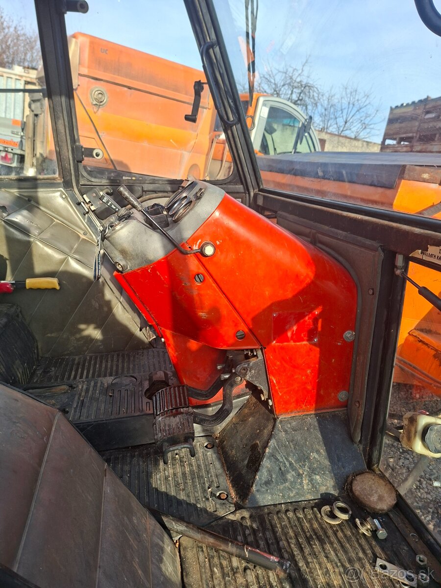 Zetor urI trojkova kabina - 10