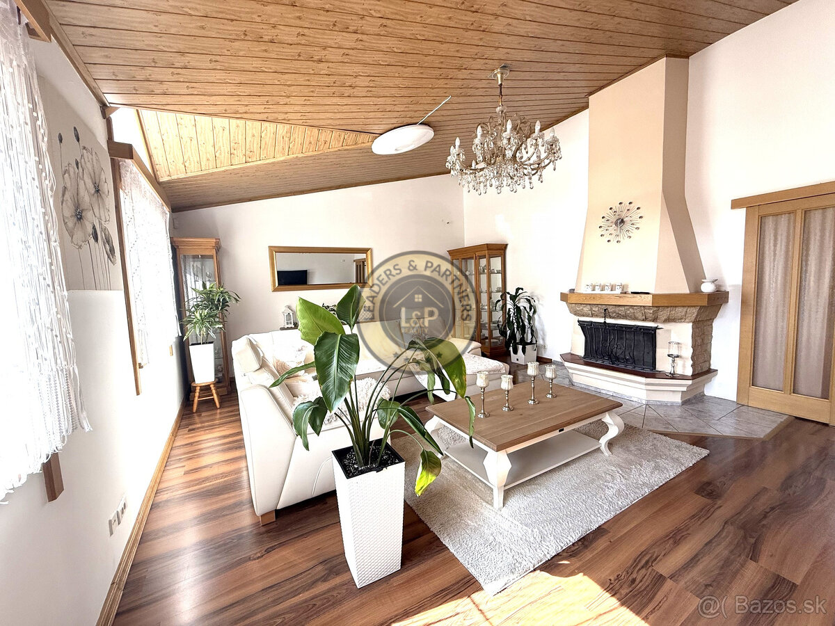Na predaj luxusný rodinný dom v Senici - 10