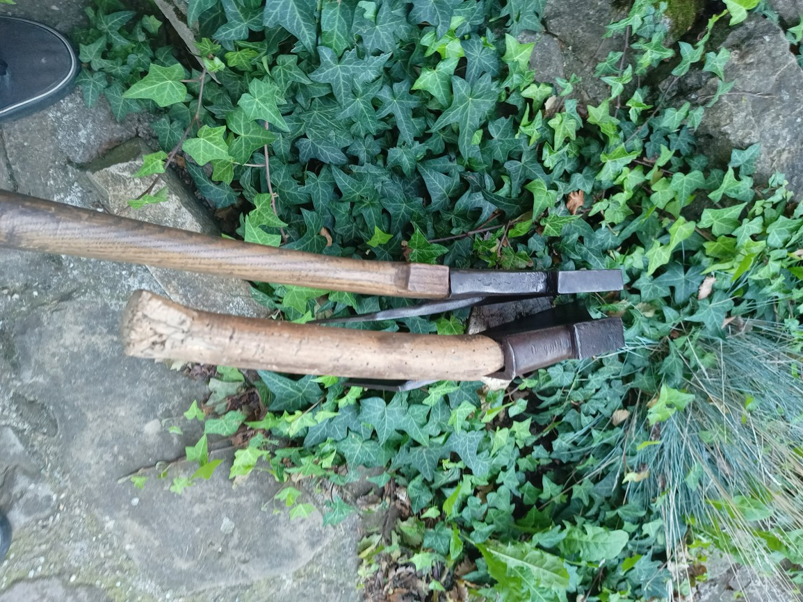 sekera,sekery,hoblík,nebožiec,staré náradie,dláto topor 000 - 10