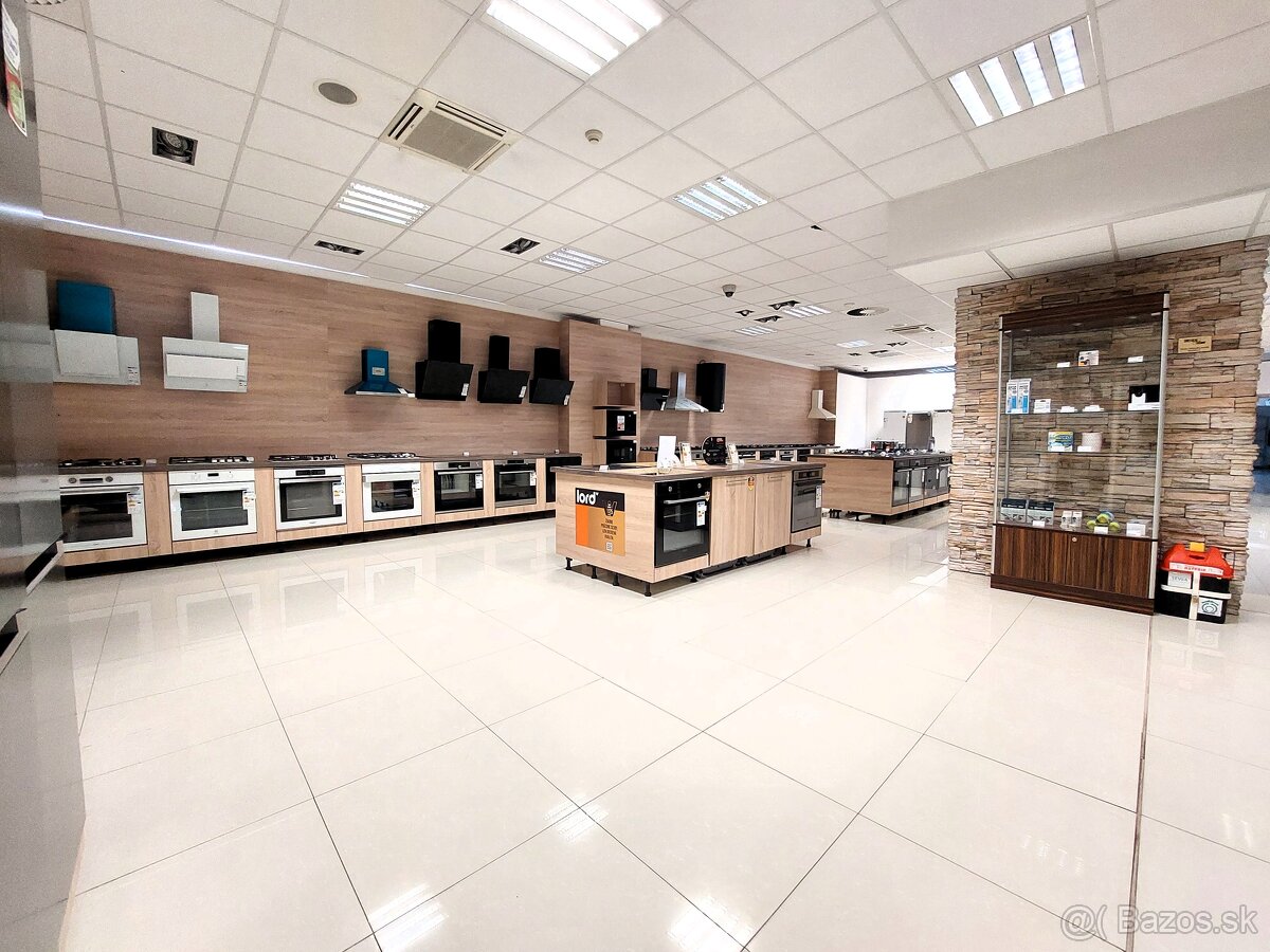 EXKLUZÍVNE Obchodno - administratívne priestory LIVING CE - 10