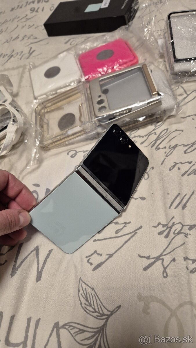 Samsung galaxy Z flip 5 512gb, mint ako novy - 10