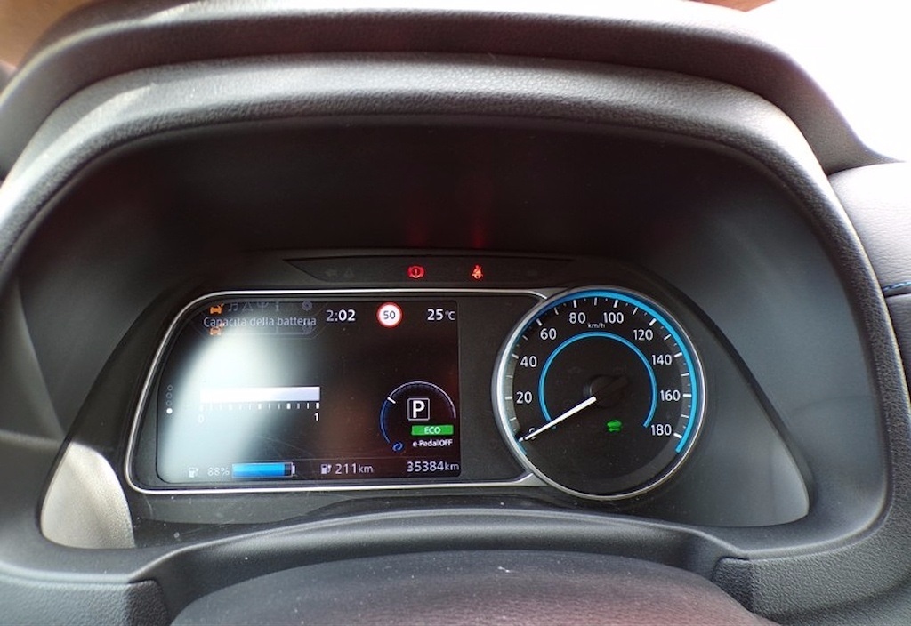 Nissan Leaf 2021, 90kW/122k, 1.majiteľ, 40kWh batéria; 35tkm - 10