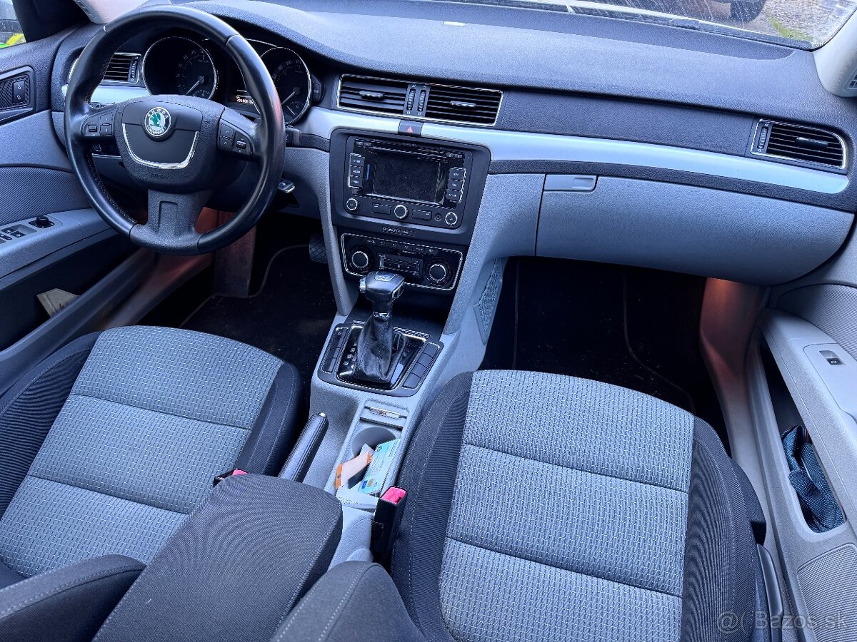 Škoda Superb 2.0 TDI DSG - 10