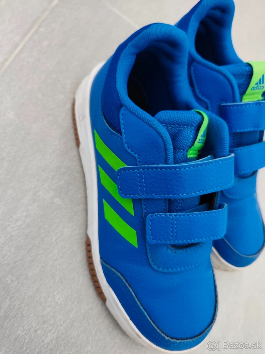 tenisky vel.35 cena za balik - 10