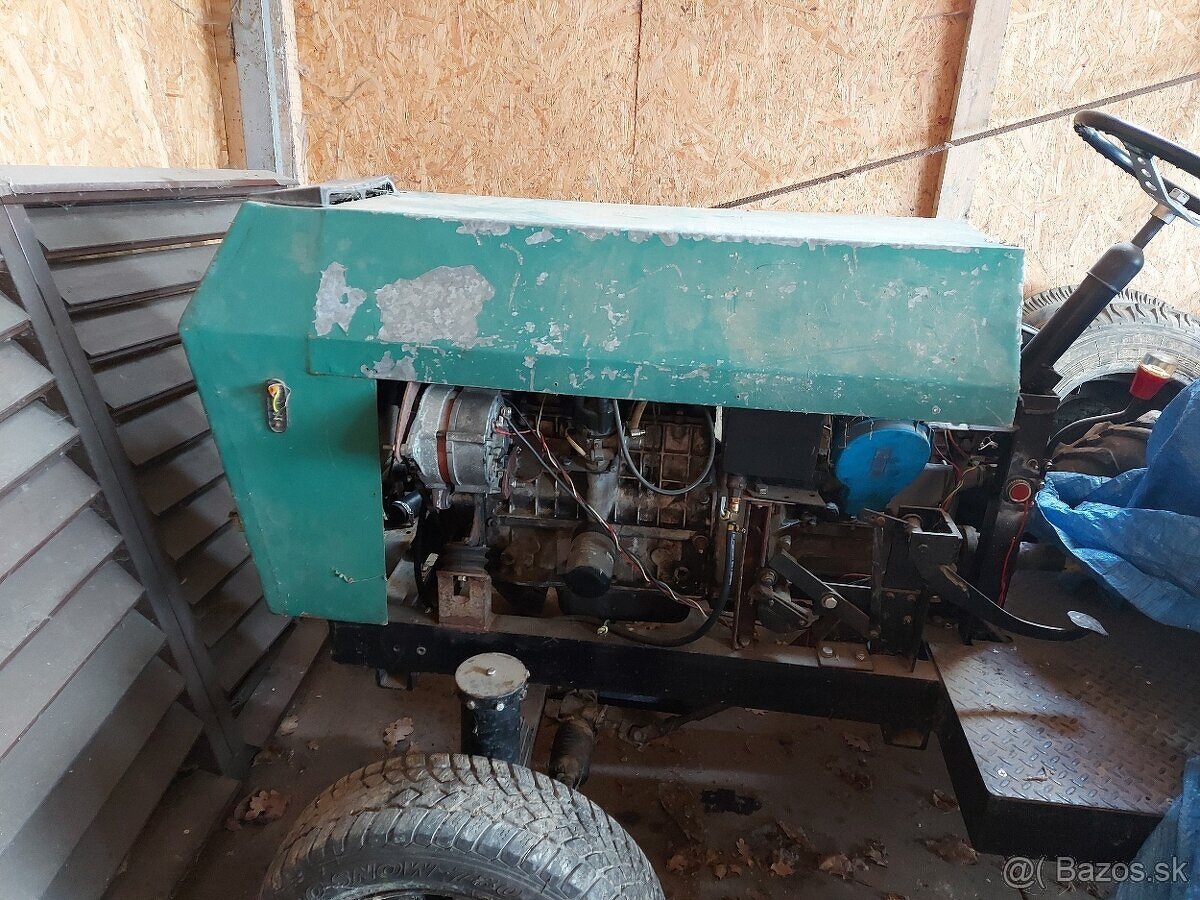 Malotraktor 1203 - 10