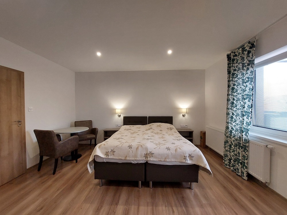 Nesvady: Investičná príležitosť. Znížená cena - 10