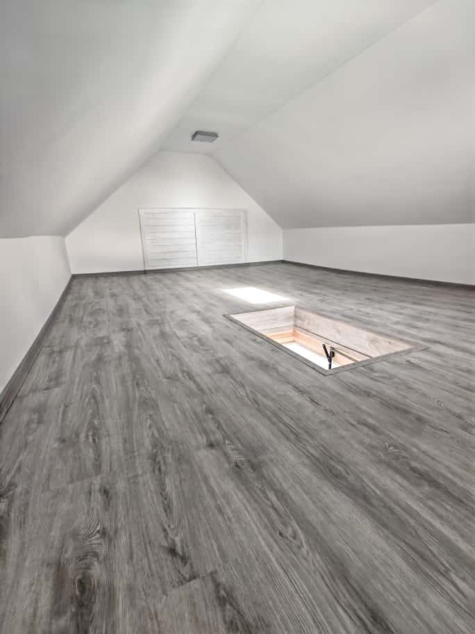 3 izb.byt v Jarovciach - prenajmeme - 10