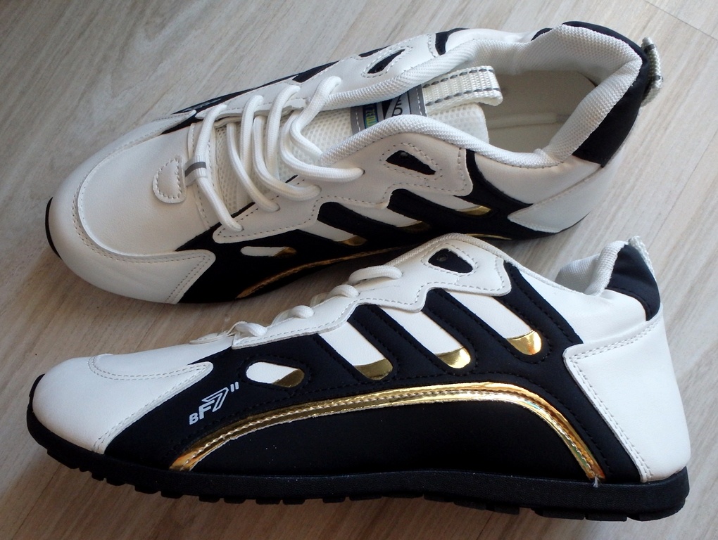 Bielo čierne botasky, v. 40 - 10