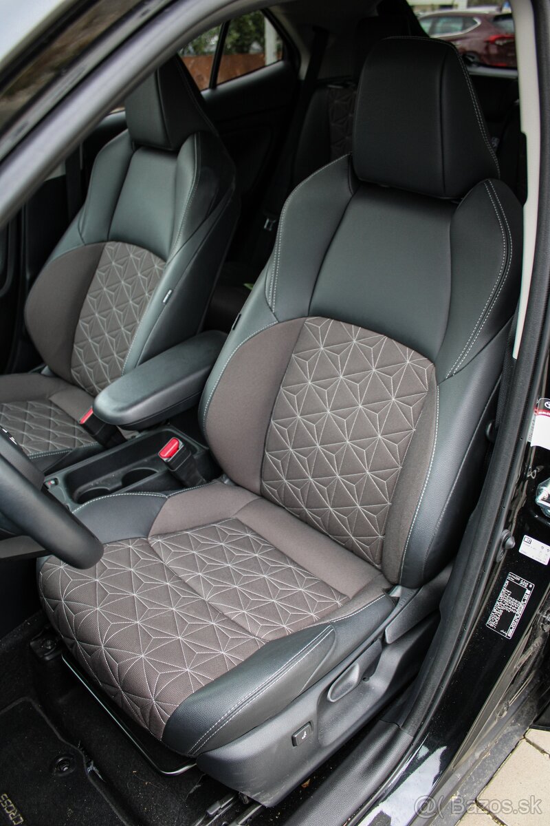 Toyota Yaris Cross Executive Monotone 1.5 Hybrid - 10