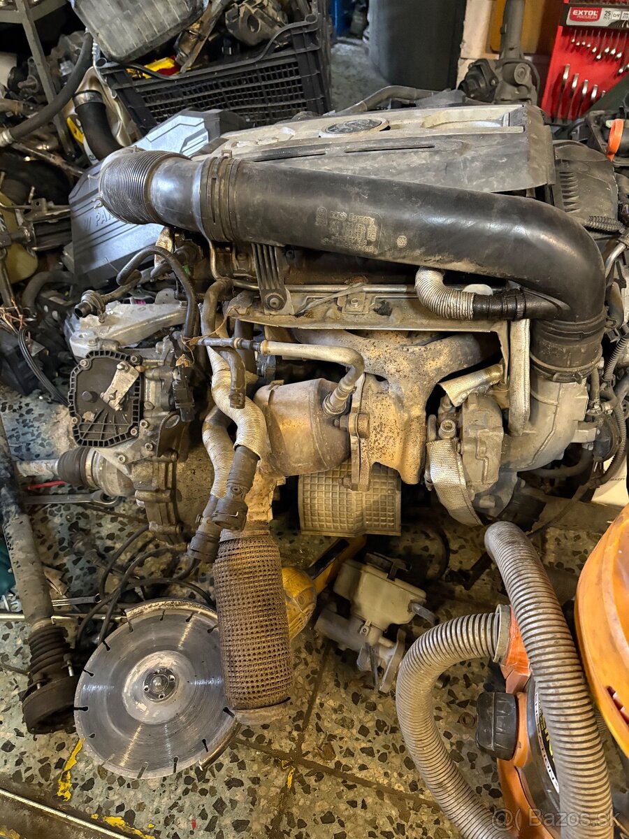 superb 2 palubovka dvere motor 1.8tsi CDAA - 10