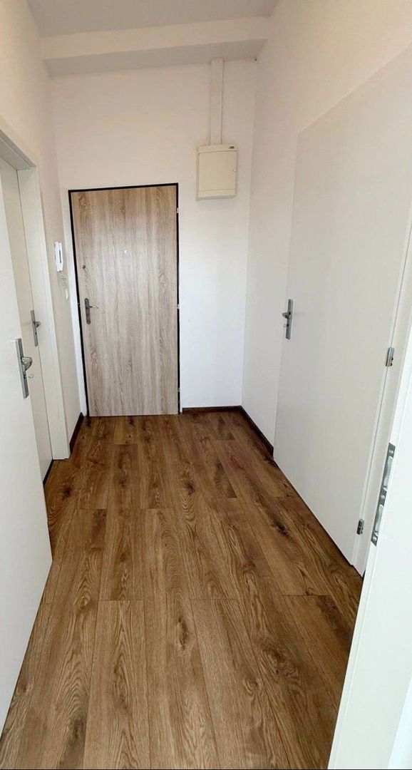 Výborná ponuka -2 izb.byt po komplet.rekonštrukcii s výťahom - 10