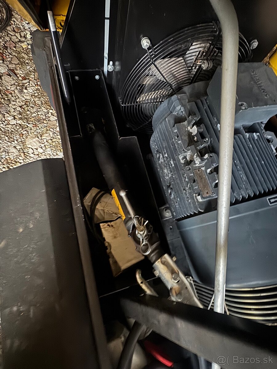 KAESER M46E 815 motohodin - 10