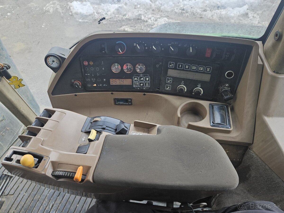 John Deere 8200 - 10
