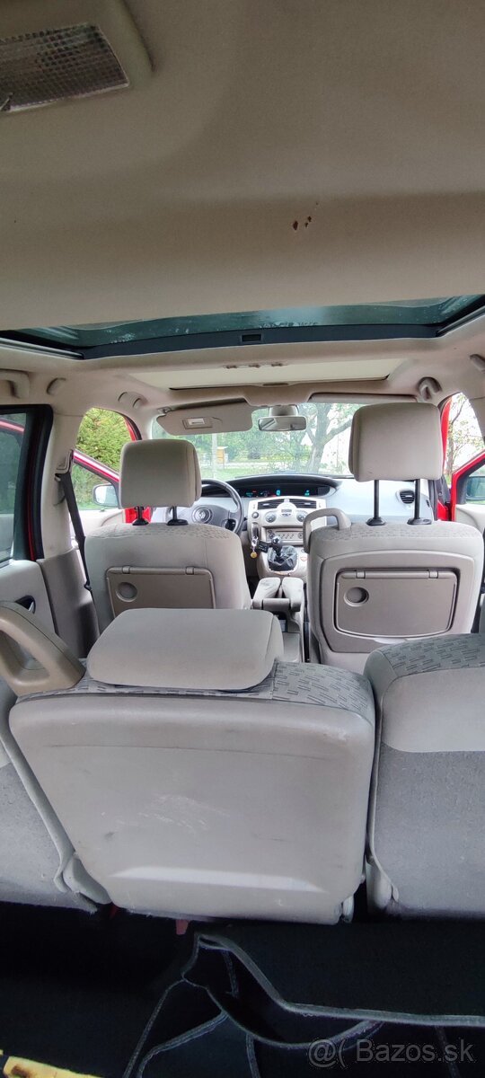 Renault Scenic - 10