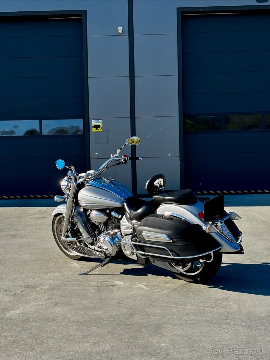 YAMAHA XV 1900 Stratoliner - 10