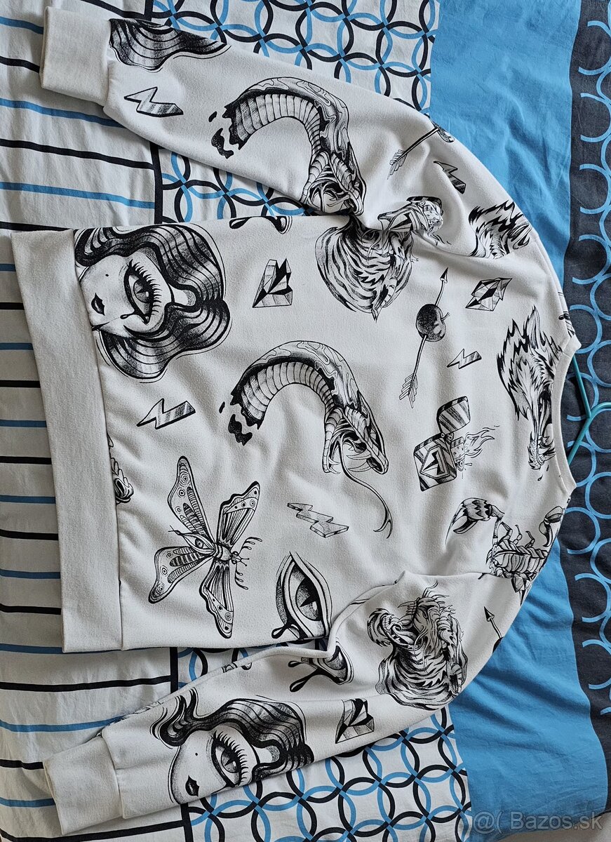 MIKINA INK READY CROPP - 10