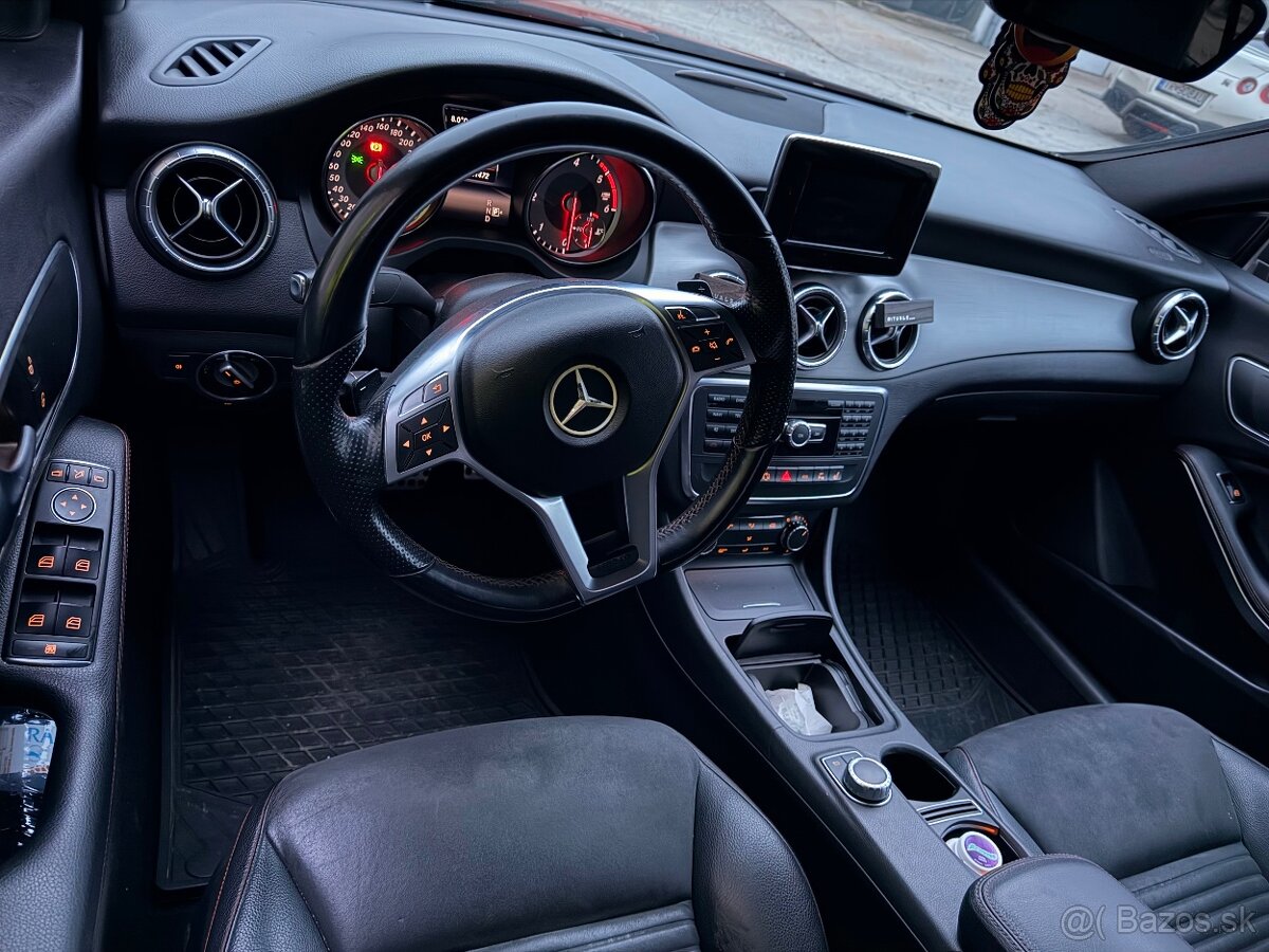 Mercedes-Benz CLA 220CDi AMG - 10