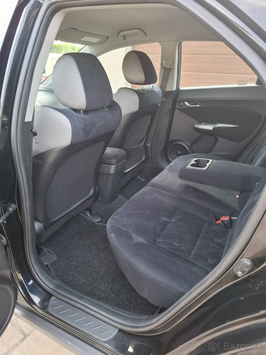 Honda Civic 8g, 1.4 benzin automat - 10