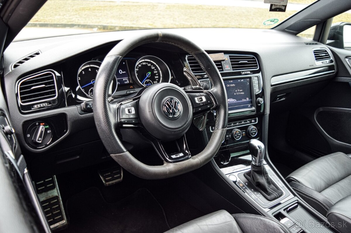 Volkswagen Golf R 2.0 TSI 221 kW 4Motion - 10