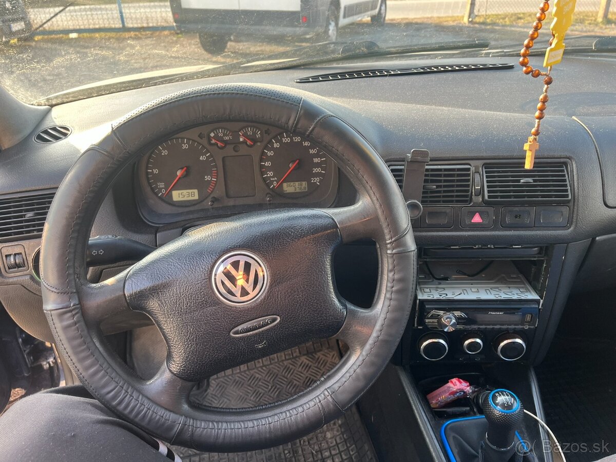 VW Golf 4 1.9 tdi 66kw - 10