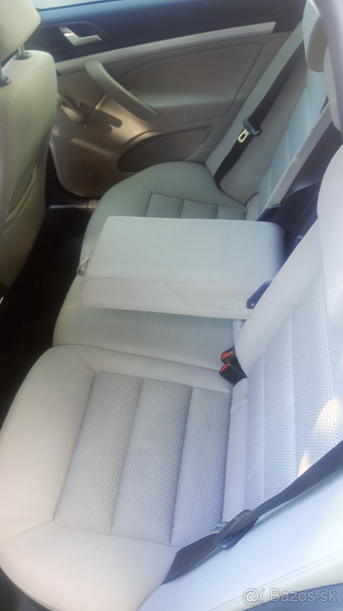 Škoda Octavia Combi 1.9 TDI - 10