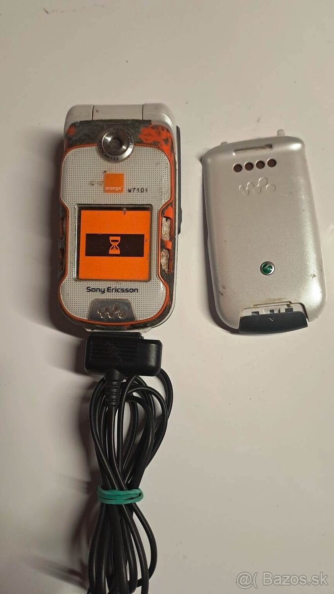 SONY ERICSSON staré tlačítkové - 10