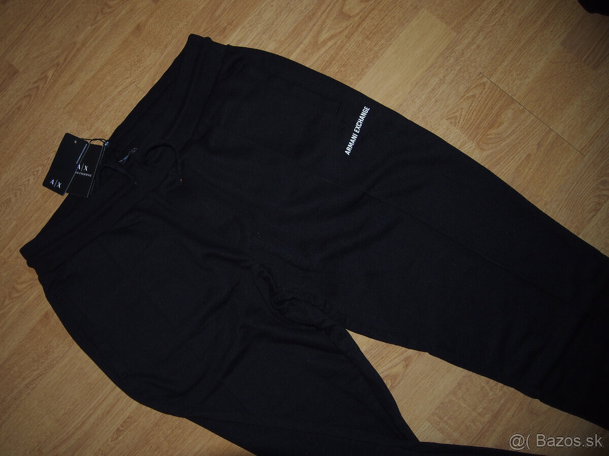 Armani Exchange pánska tepláková súprava - 10