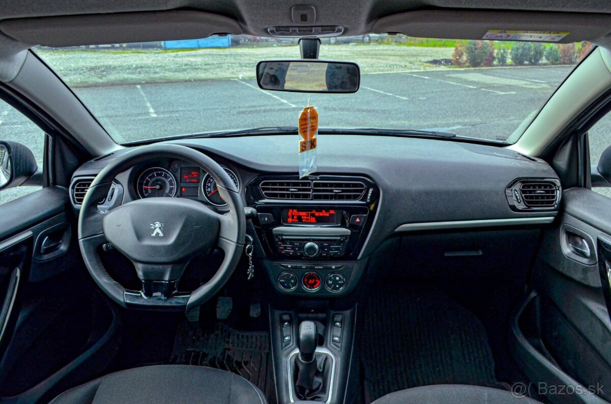 Peugeot 301 1.2 PureTech Allure - 10