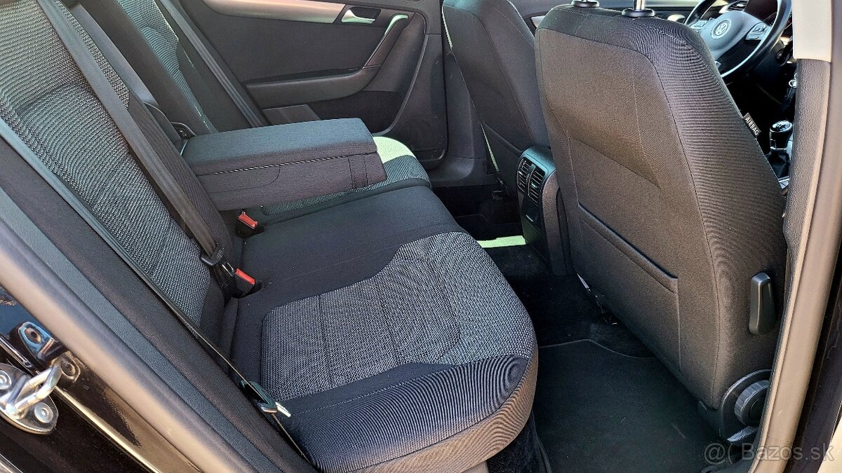 Volkswagen Passat 2.0 TDI-103kw BMT Comfortline - 10