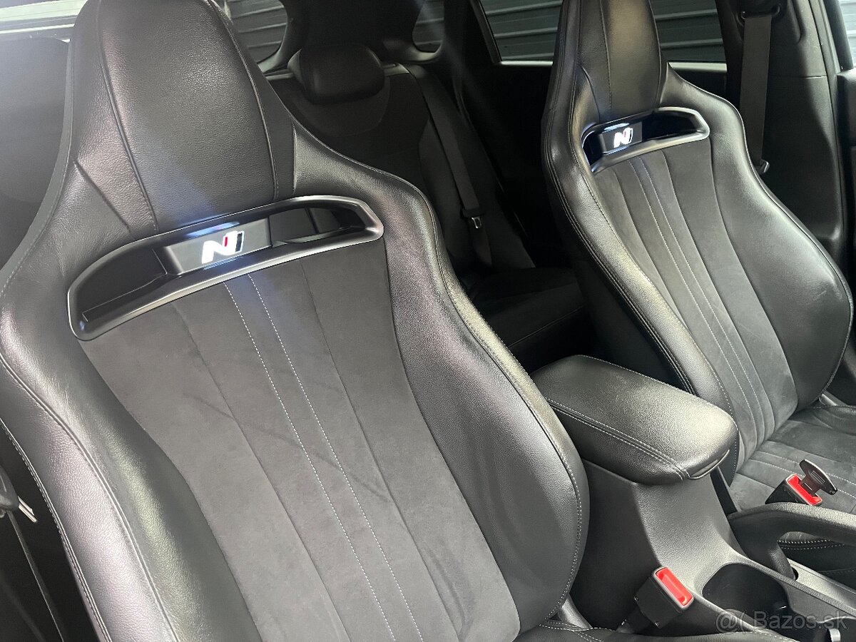Hyundai i30n Performance - 10