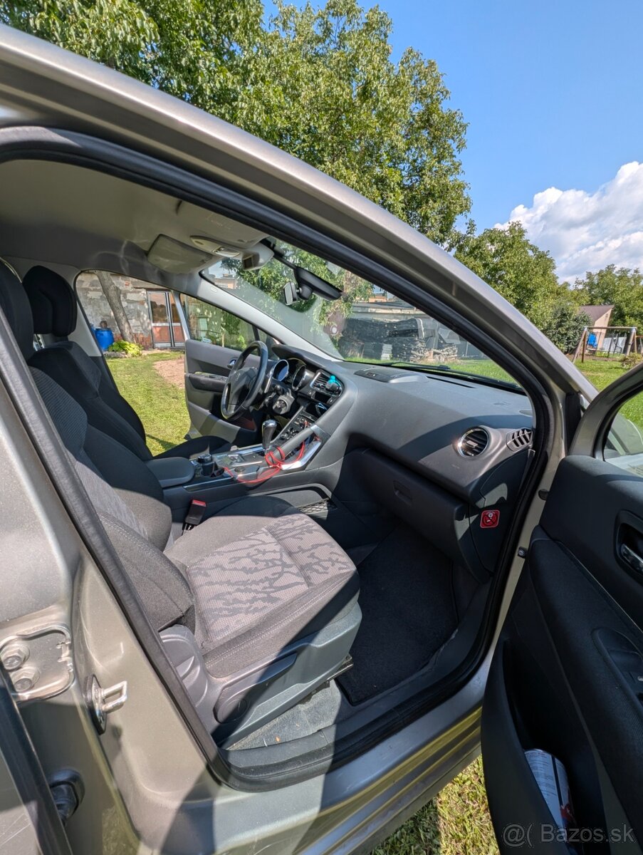 Peugeot 3008 1,6 HDi - 10