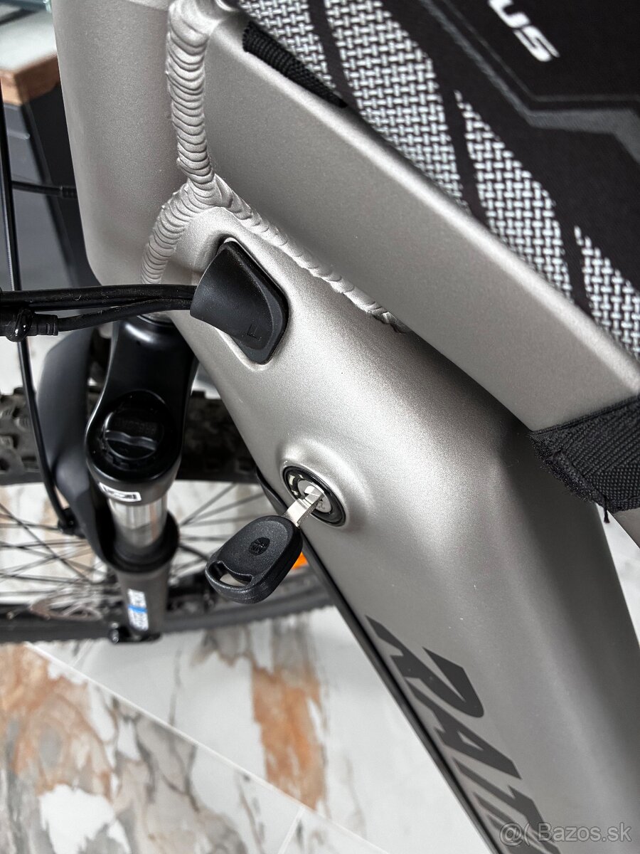 Elektricky bicykel Ratikon EHT 9.2 19” L - 10