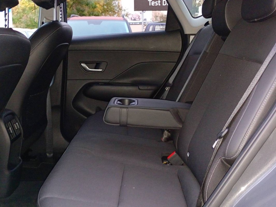 Hyundai Kona 1.6 T-GDi Style A/T - 10