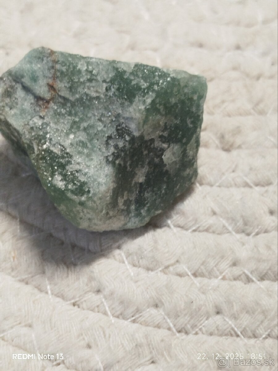 Minerály - 4 druhy - 10