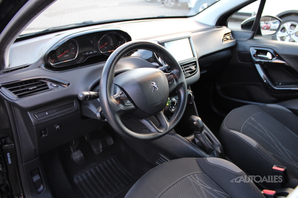 Peugeot 208 1,4 i 16V + LPG 70 kW - 10